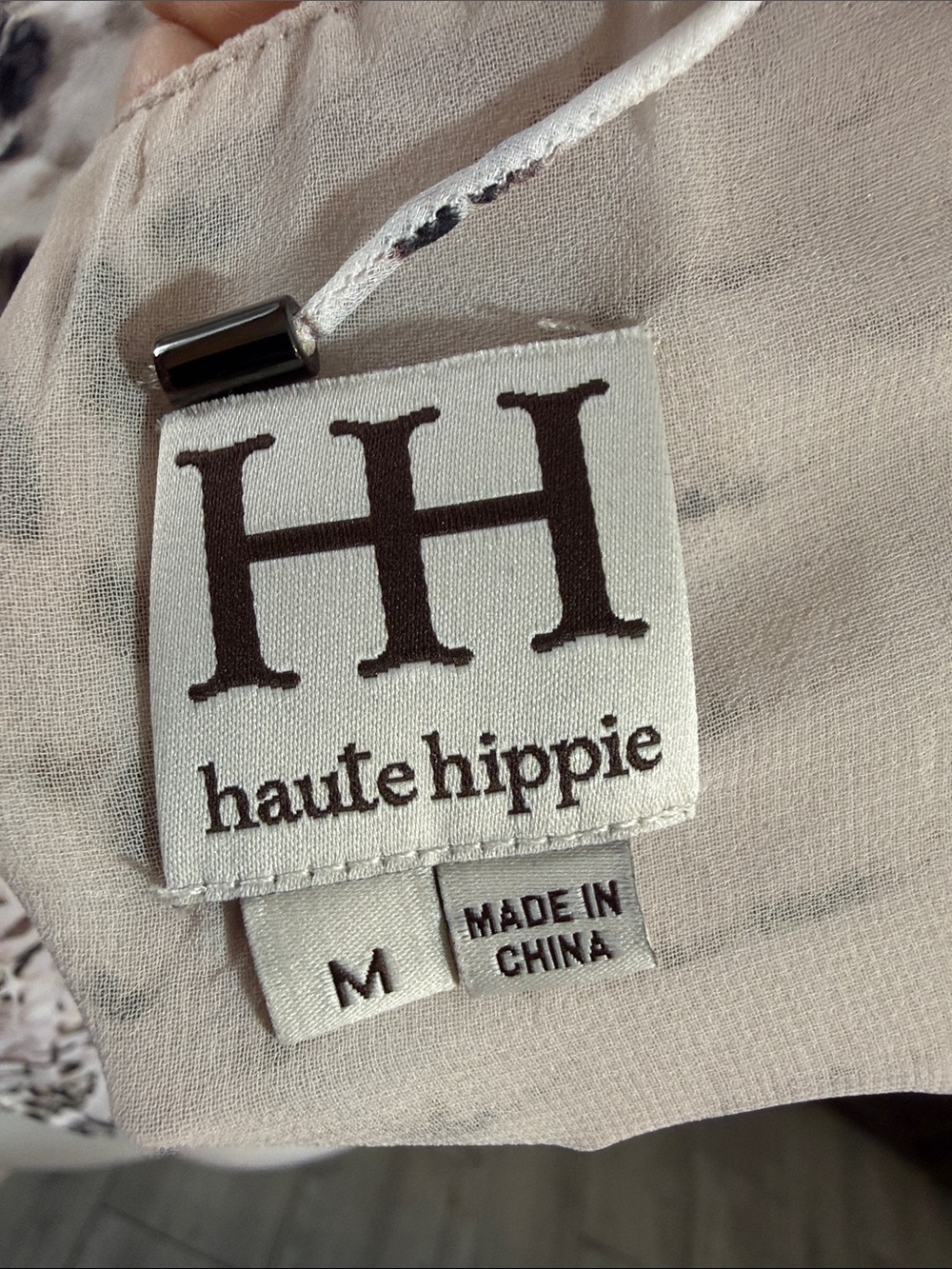 Haute hippie 100% Silk Snake Print Halter Tank Top in Neutral Tones - Picture 8 of 11